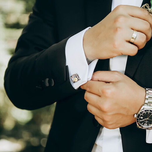 WILLIAM MILTON British style mechanical gear cufflinks for men, light luxury custom suit sleeve nails, French cuff buttons, birthday gift box, silver square style