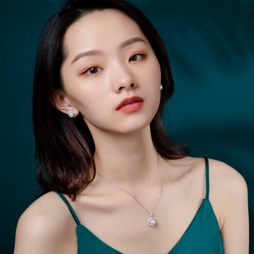 Qlady Freshwater Pearl Earrings Women's 2025 New Silver Pearl Earrings High-end Earrings Birthday Gift for Wife