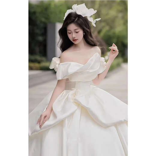 南月奚主婚纱法式缎面2025新娘质感豪华重工出门纱小个子长拖尾 白色单件婚纱齐地 S