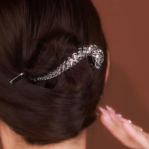 Idel's high-end metal rhinestone one-character eight-character twist clip for the back of the head, elegant hair accessory birthday gift F1824 flash diamond eight-character clip, gun black