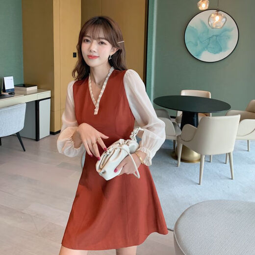 Hepburn style early autumn clothing 2020 new women's v-neck French dress design niche gentle light mature style foreign style orange red S