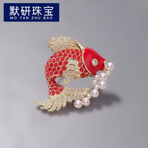Moyan (MOYAN) Chinese style lucky koi brooch with surplus every year, pearl corsage, national trend, creative and personalized carp brooch, gold A16-309