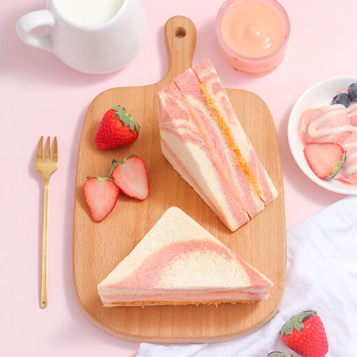 
Taro paste, meat floss sandwich, avocado flavored toast bread, breakfast whole box meal replacement food student office workers satisfy their cravings Strawberry ice cream sandwiches 16 pieces 1050g