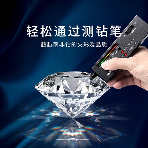 LAOLATU Four-leaf Clover Necklace for Women Platinum PT950 Pendant to Commemorate Love as a Birthday Gift for Girlfriend and Wife Platinum Model - Inlaid with Heart of the Ocean Topaz