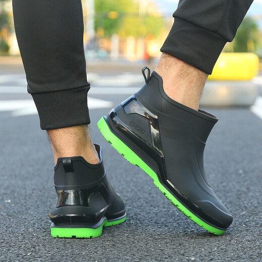 Shurong Britische Regenstiefel Herren Kurzrohr wasserdichte lässige Regenstiefel Flachsäure Leichtküche Anti-Rutsch-Gummi-Schuhe Dicke mit dicker Lösung von Wasserschuhen 630 schwarze Einzelschuhe [Standardgröße] 41