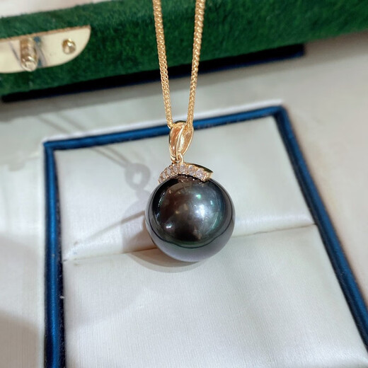 Twilight 12-13mm Tahitian black pearl pendant 18K set with diamonds perfect round strong light slightly imperfect eyelashes as a gift to your lover with silver