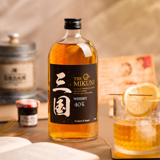 Trois royaumes (Mikun) [Licence officielle] importée par le Japon trois royaumes Whisky Whisky Vin japonais Coke Barrel Cadeaux de cadeaux Japon importé par Japon trois royaumes whisky 750 ml