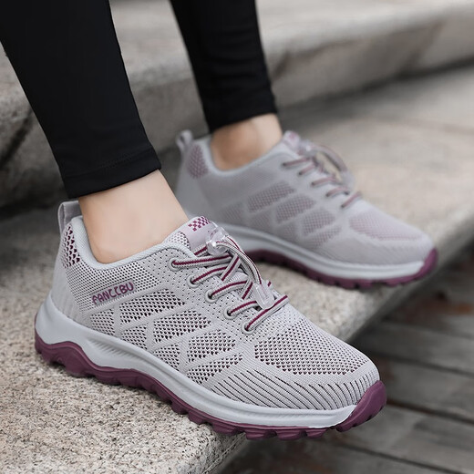 Jingtian sends shoes for the elderly, women's mothers' shoes, casual breathable mesh sports shoes, middle-aged and elderly walking shoes, non-slip soft sole granny shoes, old Beijing cloth shoes, large size square dance shoes 8810 light gray women's model 37