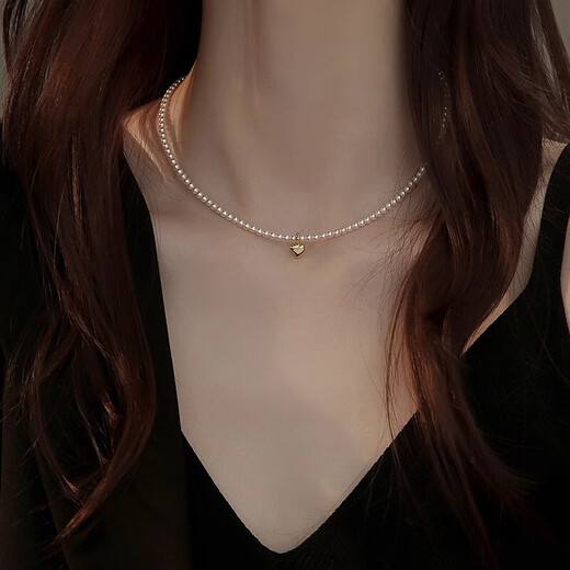 QMXD French Shijia Millet Bead Necklace Women's Light Luxury Artificial Pearl Clavicle Chain 2025 New Love Pendant Necklace Love Shijia Pearl Necklace