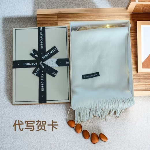 Vierköpfiger Set von Hut-, Handschuhen, Schal, warm und samtiger Ohrschützer für Männer und Frauen, verdickte Herbst- und Wintergeschenke, weiß