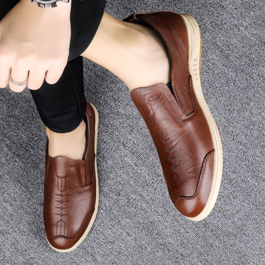 Diluochi spring and summer new genuine leather casual leather shoes men's beanie shoes British men's head layer cowhide fashionable driving shoes brown foot cover 9711 38 leather shoe size