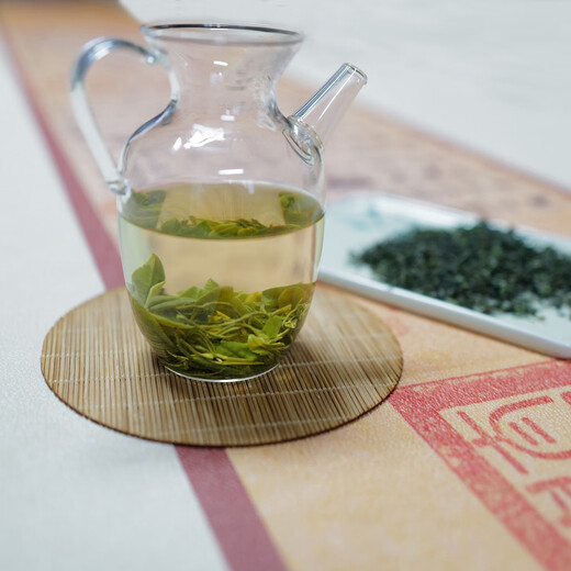 There is no shortage of Lanwen tea, hand-fried green tea 01, the standard for experienced tea drinkers, fresh and refreshing in spring and strong and mellow.