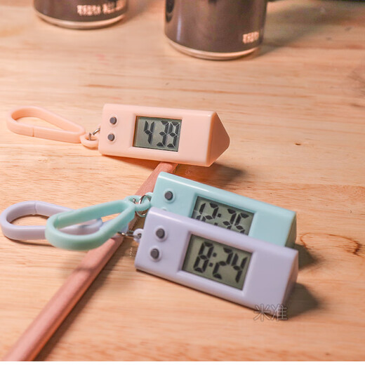Mini small pendant watch for exam students, simple study, portable keychain electronic watch, creative digital electronic clock, white Y02 12-hour format
