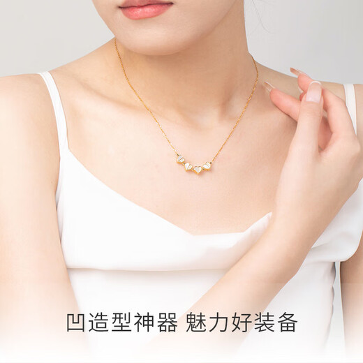 Zhou Taisheng's heart-beating four-leaf clover necklace silver set chain S925 silver inlaid as a birthday gift for his girlfriend or wife