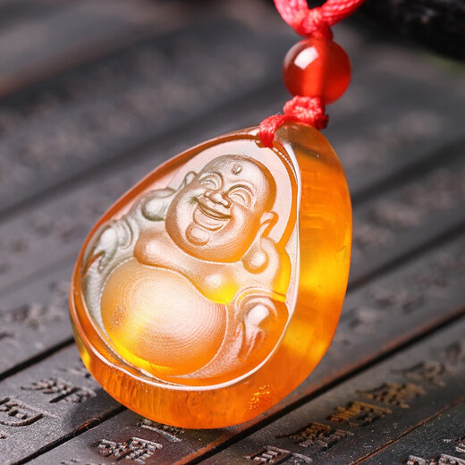 Wanjun natural gold amber beeswax is blessed to accompany the Buddha Maitreya Buddha Laughing Buddha protective Buddha pendant beeswax original stone pendant 4.77 grams gold amber laughing Buddha