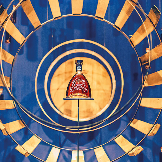 马爹利（Martell） 尚选 XXO 干邑白兰地 洋酒 700ml 