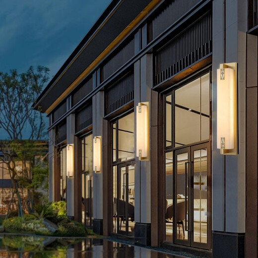 Tong Lantern Festival neue wasserdichte Außenwandleuchte aus reinem Kupfer im chinesischen Stil, natürliche Marmortür auf beiden Seiten des Innenhofs, Villa-Gartenlampe, lange Wandleuchte, Außenwandleuchte, schwarz geriebenes Gold-Fu 100 cm