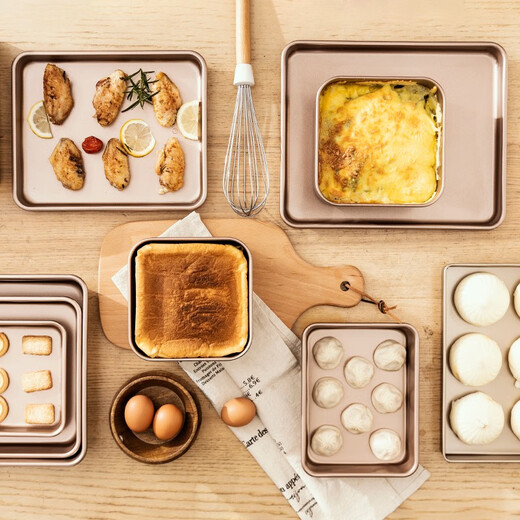 Modern Housewife Carbon Steel Baking Bakeware Oven Non-stick Baking Mold Household Ancient Cake Roll Bread Cookie Mold Baking Bakeware - 6-inch Square Deep Dish Product Specifications See Figure 2