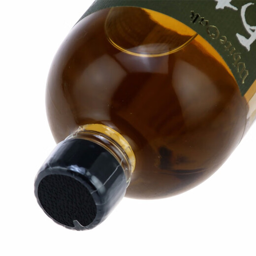 Hart Brothers Japanese Akashi Whiskey Letter Spirits Distilled Liquor Imported Liquor Japanese Whiskey Akashi Single Malt Whiskey 500ml