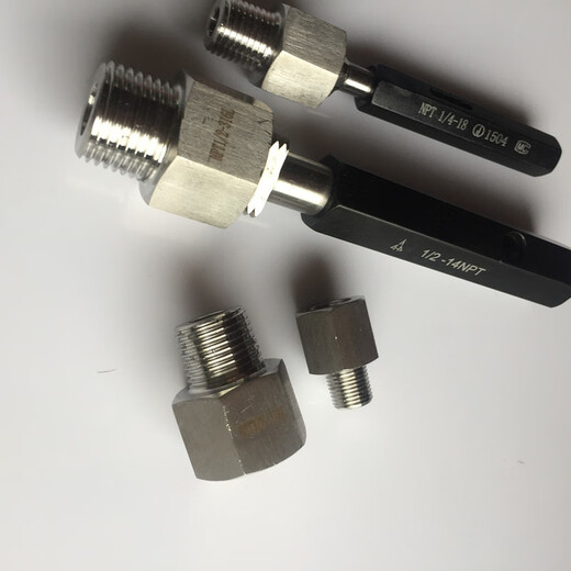 XMSJ -Durchmesser interner und externer Drahtverbindungsgelenk 18143812 Edelstahl Innere und externe Gewindegröße Umwandlung durch NPT Fixed rechtwinkliger Innen- und Außendraht Ellbogen 14381