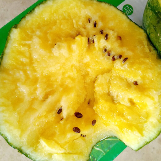 Dayu Yellow Heart Watermelon Seed Seedlings, Early Mature, Yellow Skin, Red Flesh, Yellow Flesh, Special Xiaofeng Watermelon Seeds, Southern Fruit, Yellow Flesh, Xiaolan Watermelon Seeds, 10 capsules