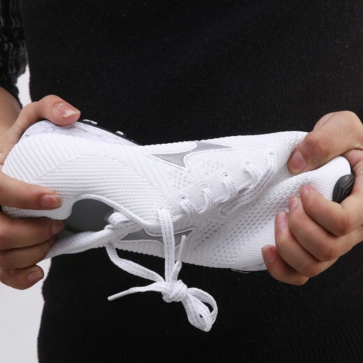 
Haiers Sports High School Entrance Examination Long Jumping Men and Women Students, Athletics Standing Long Jumping 1000 kilometers of long rope running shoes 868 white [standard size] 37