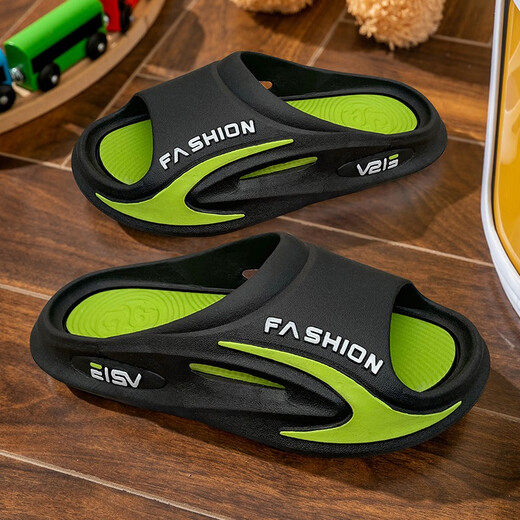 Weiji children's slippers for boys and girls for indoor and outdoor use 2023 new non-slip bathroom bathing parent-child slippers for boys 8933-black green 36/37 size (suitable for sizes 35-36)