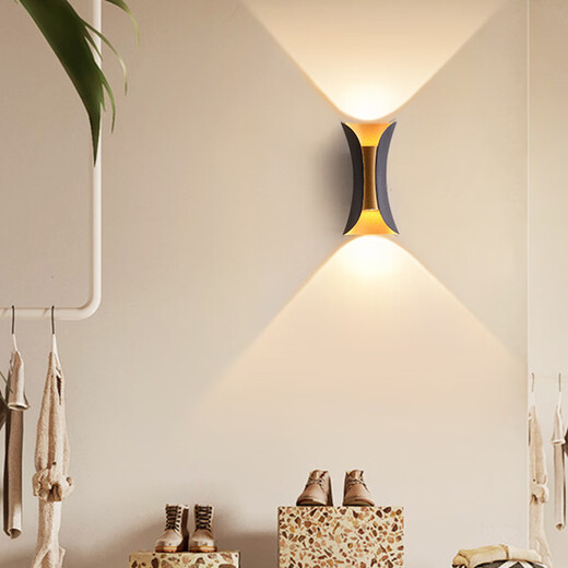 Qianhuinong moderne simple extérieur imperméable le lampe murale la lampe murale créative couloir d'escalier de salon lampe murale de lit de lit 1681-12w 1w
