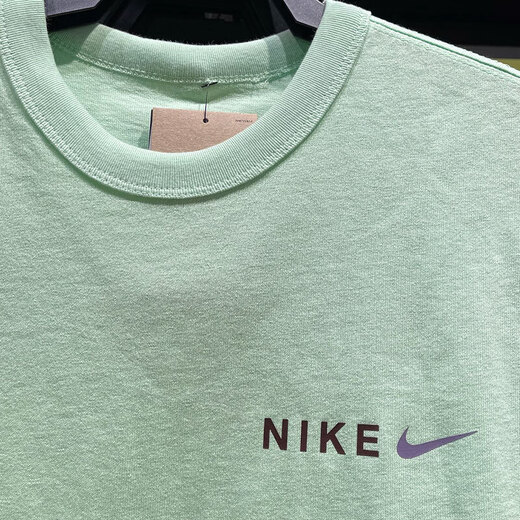 Nike kurzärmeligte T-Shirt Herren Sommer New Sportswear Modetrend gedruckt runden Hals halbärmeliges Hemd Casual Top HF6172-376/Green Cotton M.