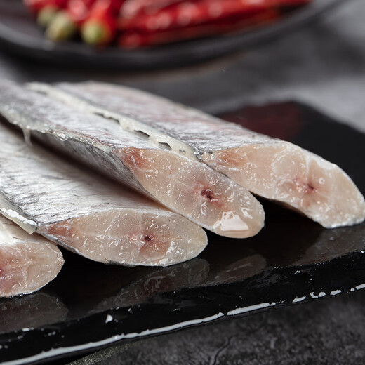 Fresh and fresh, frozen Zhoushan hairtail segments 900g, mid-section hairtail, deep-sea fish, fresh fish, seafood New Year's goods