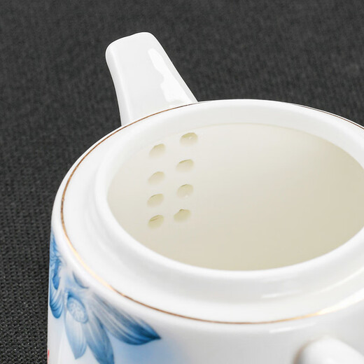 Xiangye mutton-fat jade porcelain teapot single pot Chinese-style household teapot for one or two people teacup ceramic Kung Fu tea set mutton-fat jade porcelain fish play lotus well railing pot