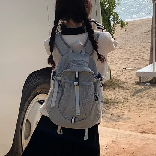 星昔旅行双肩包2025新款休闲运动防泼水徒步背包书包轻便户外登山包 太空灰