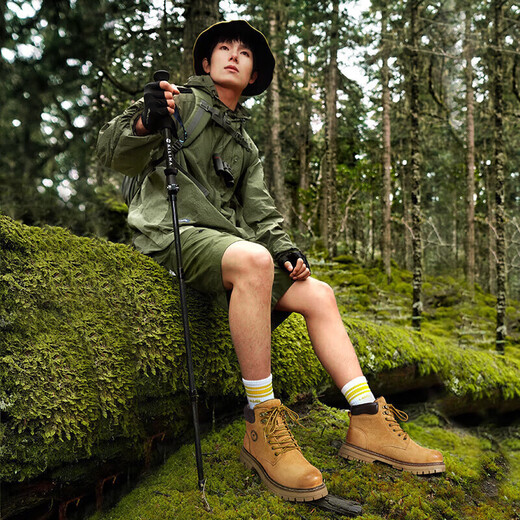 Camel (CAMEL) Wang Junkai same style Martin boots outdoor work wear rhubarb boots for men GE122W7757T golden 42