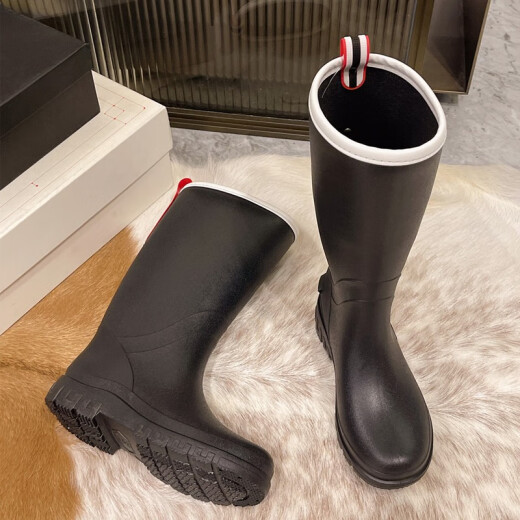 汐鲤韩版雨鞋女高筒防水鞋长筒成人加绒加厚雨靴厨房防滑钓鱼胶鞋水靴 纯黑色 38标准运动鞋码