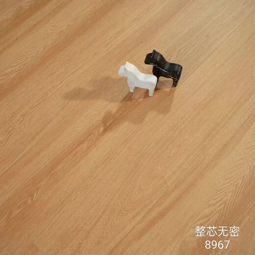 Sanqihu New three-layer solid wood whole core multi-layer wood floor 14mm environmentally friendly household wear-resistant herringbone manufacturer direct sales 967 whole core non-contact environmentally friendly enf grade over 20 free auxiliary