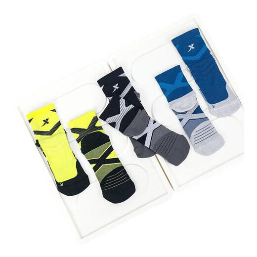 
XTEP (XTEP) professional marathon running socks men's socks with large elastic and breathable medium tube sports socks with non-slip towel bottom basketball socks men's self-selected triple-pair package [breathable and quick-drying] All size