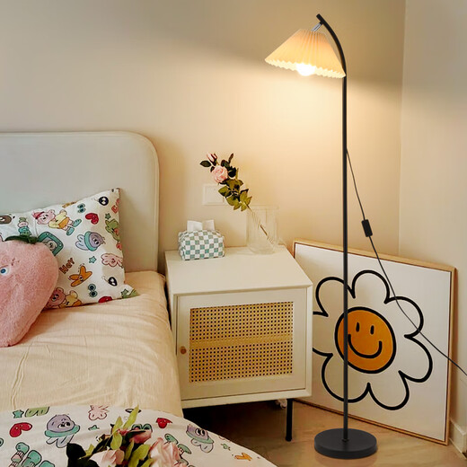
Shantoulin Village pleated floor lamp LED postmodern creative living room lamp warm atmosphere bedroom bedside lamp Guangdong Zhongshan lamp 1396-warm light-5W