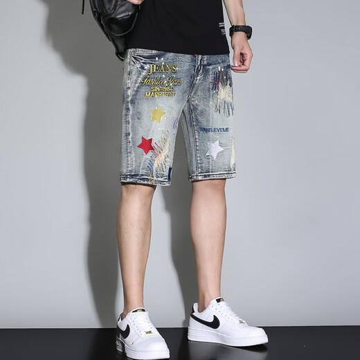 
DIOUTU personality versatile trendy youth fashion new denim shorts men summer thin fashion embroidered five-point pants JD-K829 retro blue size 28 size = waist 2 feet 1