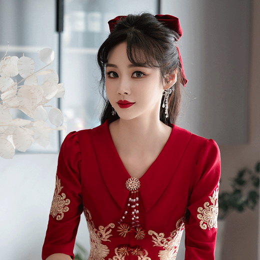 Новое китайское тост -костюм Seidler Burgundy Wedding Wedding Bress обычно можно носить, чтобы вы выглядели стройными. Burgundy XL (рекомендуется 116-125 JIN [JIN равен 0,5 кг])