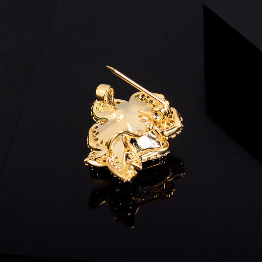 Crystal brooch for women, high-end butterfly corsage, luxury coat, suit collar pin, anti-exposure buckle badge, Chinese style butterfly love flower brooch set TY150