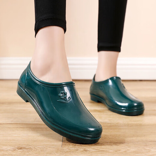 Qisiman vier Staffel Neue Low-Top-Regenstiefel für Frauenküche nicht rutschfeste wasserdichte Schuhe für Frauen Erwachsener kurzer Röhrchen weicher Gummischuhe warmer Schuhabdeckung Einzelschuhe [Dunkelgrün] Einen Größe kleiner 36
