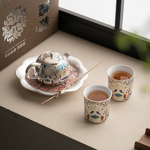 SUSHI CERAMICS Dunhuang gilt silver tea set set by Chen Desheng, the national intangible cultural heritage inheritor, one pot and two cups accompanying the gift box