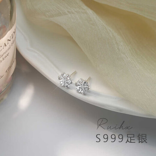 This gentleman's S999 pure silver earrings for men, single pair, handsome zircon earrings, simple and versatile Chinese Valentine's Day gift for boyfriend, pure silver snowflake zircon earrings, single