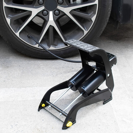 
Michelin (MICHELIN) tire pressure meter display multi-functional vehicle inflatable pump, tire inflatable pump for automobile, foot pedal double cylinder vehicle inflatable pump 12209