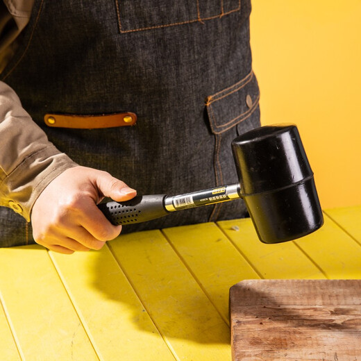 Deli rubber and plastic hammer steel pipe handle rubber hammer installation hammer rubber hammer rubber hammer floor tile plastic hammer 24oz hammer face diameter 66mm DL5624