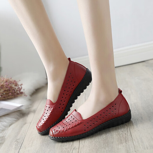 Night Rain (NightRain) mother shoes single shoes summer 2025 new soft sole middle-aged and elderly hollow anti-slip middle-aged sandals for women's hole leather shoes black A829-1 women's single shoes 37 (235mm) fat feet wide foot shot one size