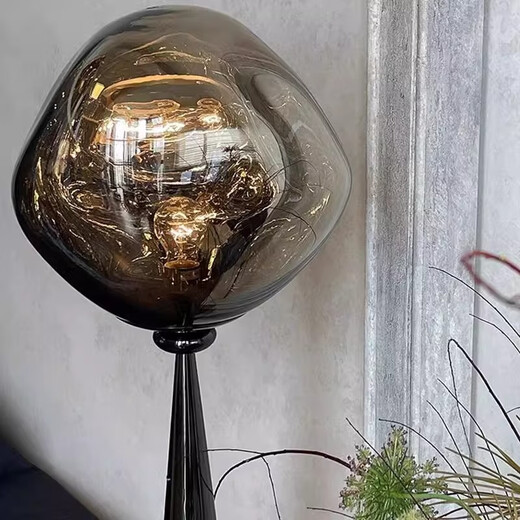 Zhongshuai high-end lava floor lamp post-modern light luxury living room bedroom study room decoration creative atmosphere Italian style H145 pearl black + smoke gray lampshade warm light