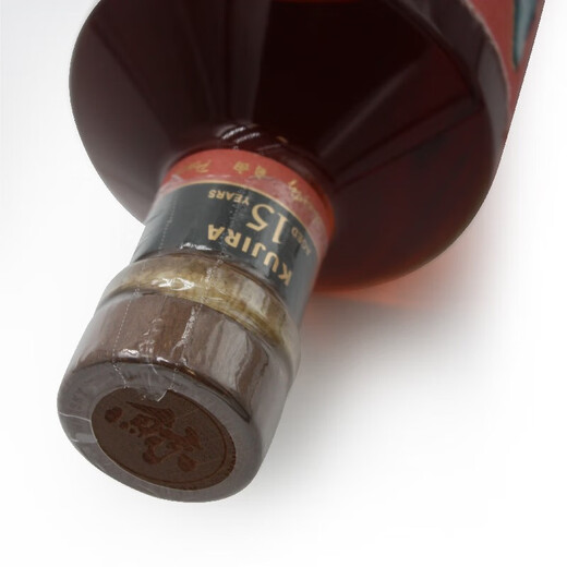 
KUJIRA [Gold Award of International Spirits Competition] Imported by Japan Whale Single Cereal Whiskey Foreign Wine New Year Gift Gift Whale 15 Years Ryukyu Whiskey 700ml