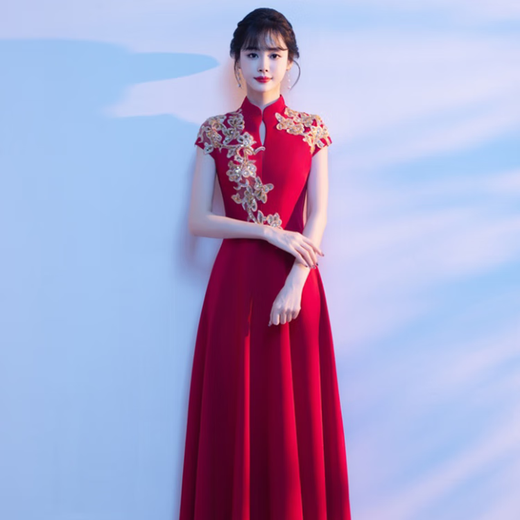 LIBAIXIN CHOIR Performance Kostüm Frauen langer Rock 2025 neuer roter Song Solo Performance, der chinesischen Stil Cheongsam Abendkleid Burgund L empfohlen 100-110jin [Jin ist 0,5 kg]