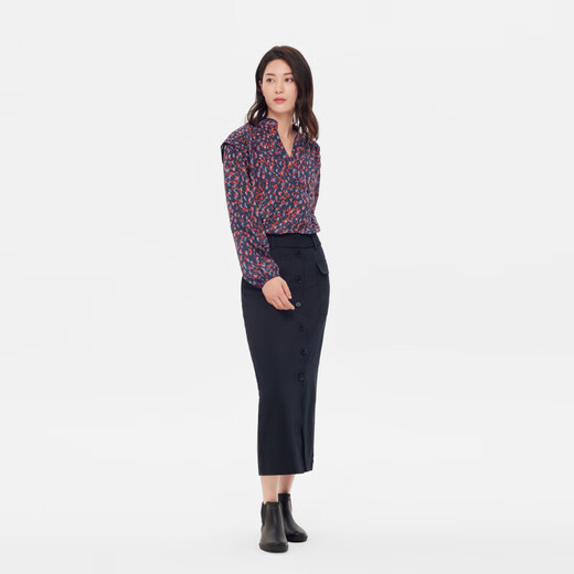 AIGLE退仓艾高春季户外休闲简约潮流时尚印花V领长袖法式衬衫上衣女士 火红色季节印花 AO686 38 (165/88A)